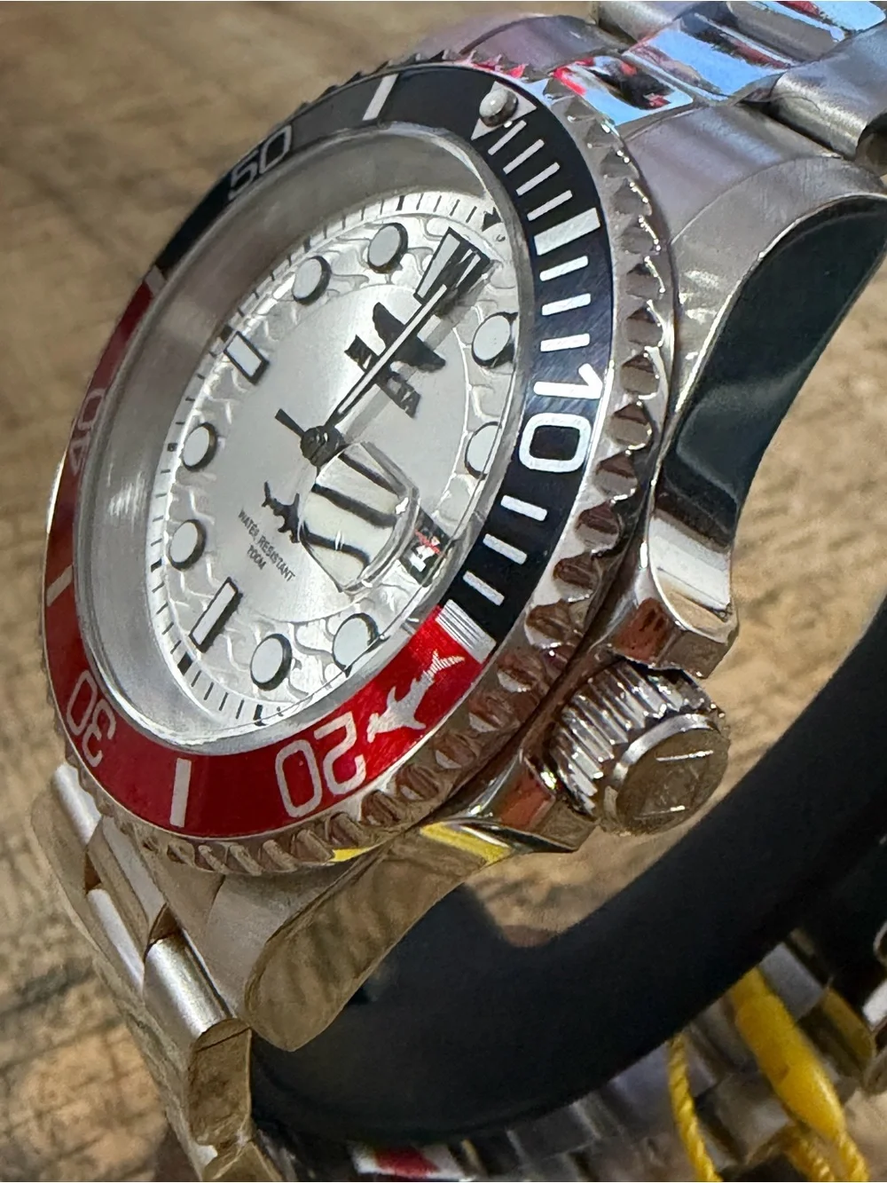 NEW Invicta Pro Diver w/ Black & Red Bezel Stainless Steel Watch 42mm - 200M WR